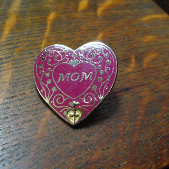 Mom Heart Holy Cross Lapel Pin - Picture 1 of 4